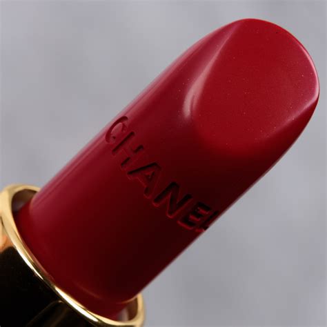 chanel chene rouge|chanel rouge allure in pirate.